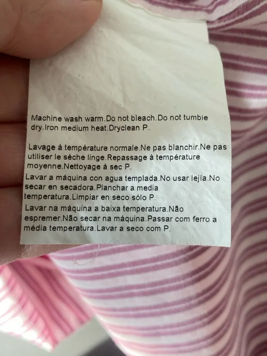 Hugo Boss Men's Red and White Stripe Dress Shirt Classic Fit Sz 16 1/2 (32/33) - Picture 9 of 9